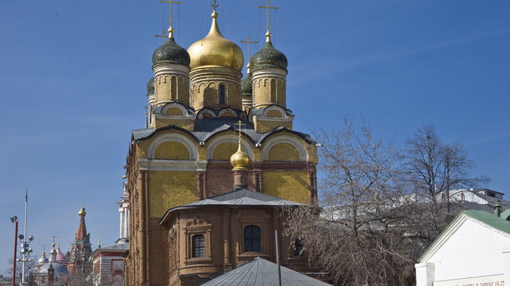 Передача храмов в Москве через суд: Что не так с сенсацией вокруг иска Русской Церкви