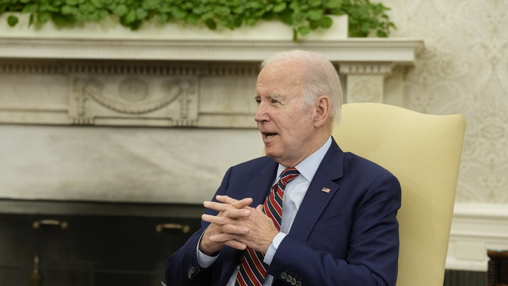 В США требуют проверить умственные способности Байдена до президентских выборов