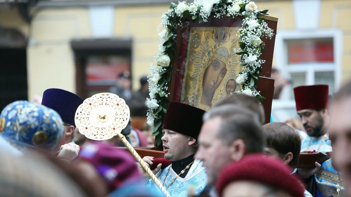 Духовная скрепа русского народа: Путин об особенности собора Казанской иконы Божией Матери