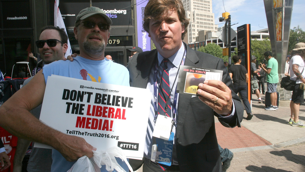 Стало нестерпимо душно и пришлось открыть окна. Открытое окно в школе. Подчеркивание грамматических основ. Открыл окно прикол. Плод предложение с этим словом.