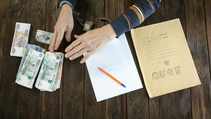 За шаг до повышения: Стало известно, почему задержали главу ростовского управления по вопросам миграции