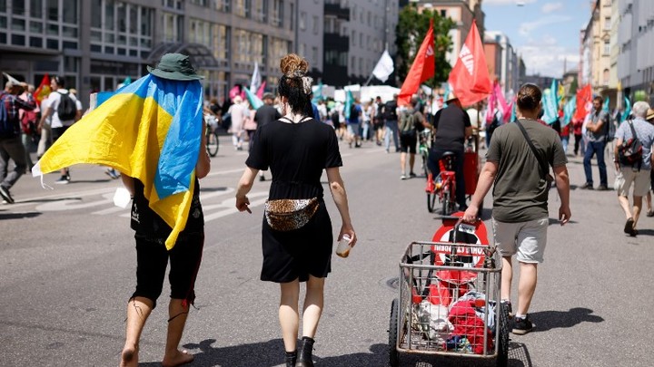 Украине грозит дефолт. FAZ: Не спасёт даже помощь Запада