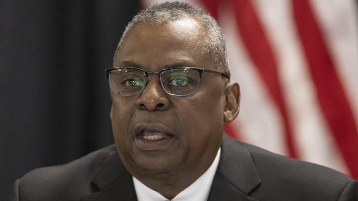 Глава Пентагона опроверг самого себя: НАТО не ищет войны с Россией, но…