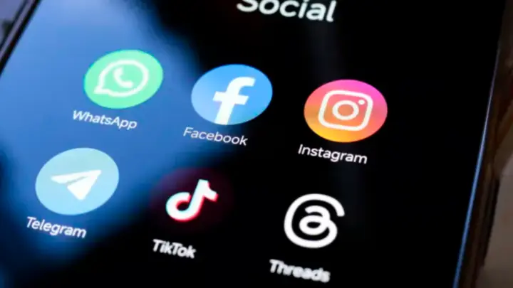 Запрет WhatsApp-звонков  и звонков в Telegram: причина, заявление, кому не отключили