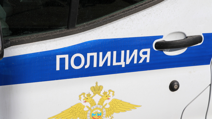 Мужчины со странным оружием проникли в белгородскую многоэтажку - источник