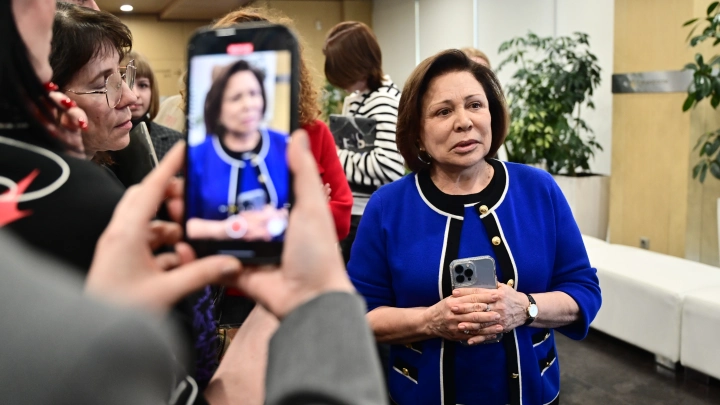 Я что, должна со всеми общаться?: Ирина Роднина не выдержала вопросов о конфликте с Татьяной Тарасовой