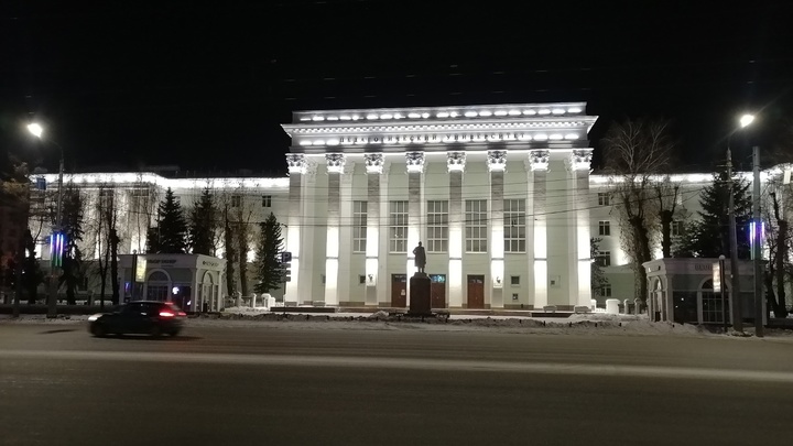 В Челябинске сотрудники ФСБ о при студентах задержали проректора ЮУрГГПУ