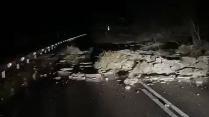 В Туапсе на дорогу сошёл сель