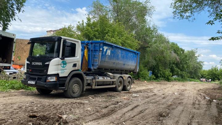 В Самаре на улице Ташкентской ликвидировали несанкционированную свалку