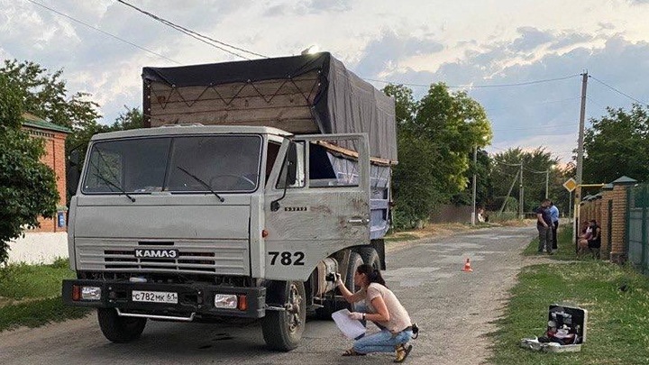 В Ростовской области в отношении водителя КАМАЗа возбудили уголовное дело