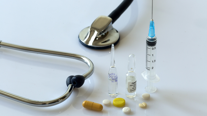 Инфекционисты утверждают, что в будущем коронавирус станет еще заразнее