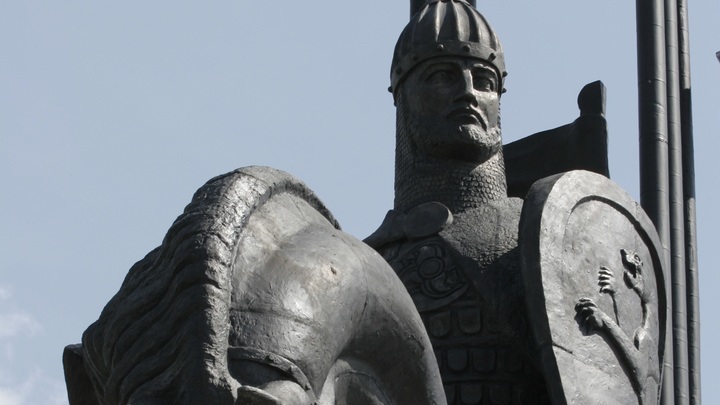 Восемь Александров Невских для Алма-Аты: В городе выбирают лучший памятник