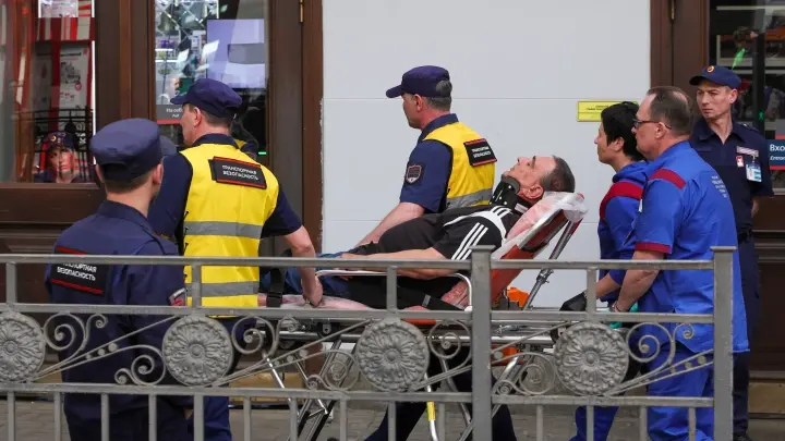 Вовремя затормозил: погибший под Брянском машинист поезда Павел Мишин спас сотни людей