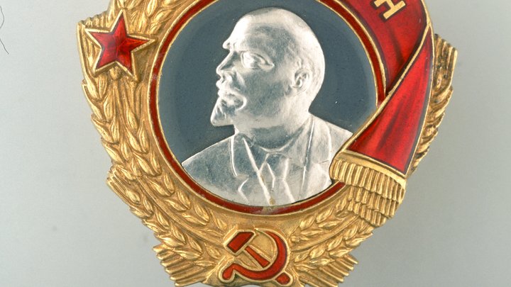 Запорожские школьники познакомились с историей орденоносной землячки