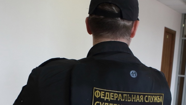 В Ростовской области судебному приставу грозит тюрьма за хищение конфискованной водки