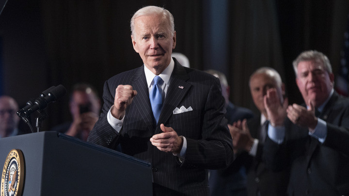 Диалог юмористов Шольца и Байдена задел Зеленского: Нельзя, там Уилл Смит