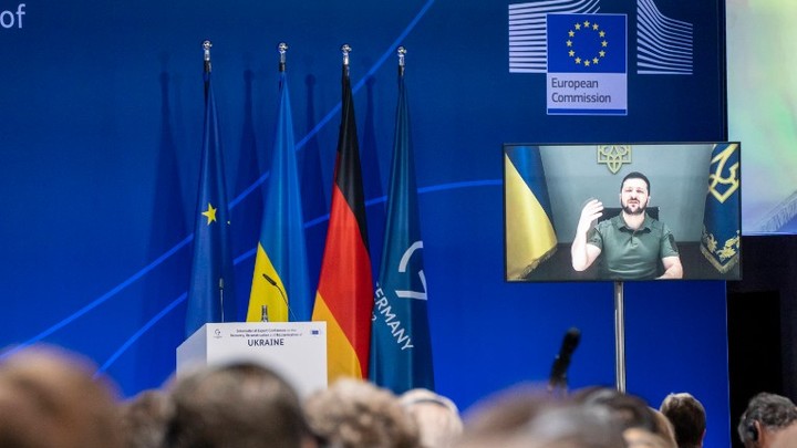 Госдеп США: Киев готов к переговорам с Россией