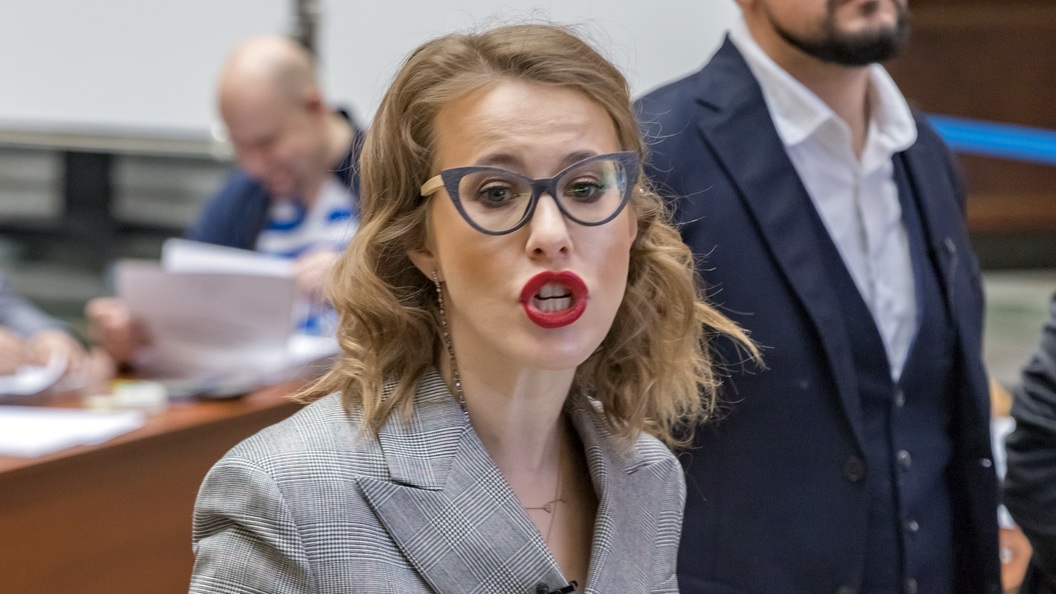 Собчак назвала глупостью включение ее фамилии в информационную базу «Миротворец» Собчак назвала глупостью включение ее фамилии в информационную базу «Миротворец»