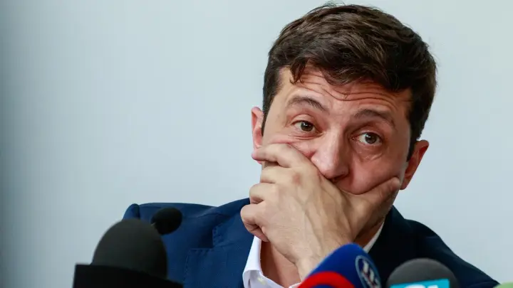 Он кричал о помощи: Зеленский снова учудил. Вскрылось то, что должно было остаться за кадром