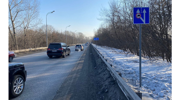В Новокузнецке на Ильинском шоссе ввели дополнительную полосу движения