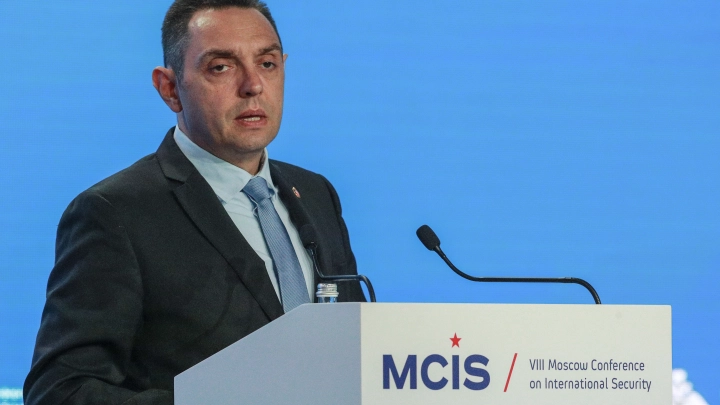 Сербский политик Вулин: мир на пороге ядерной войны, а третья мировая давно идёт