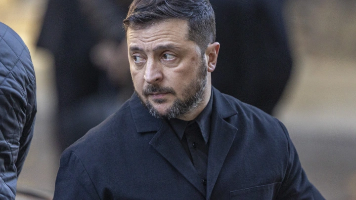 Зеленский может разрешить украинцам говорить по-русски