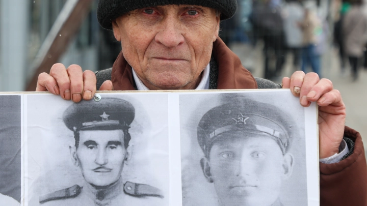 Стыдный список: Эти звёзды призвали бойкотировать Бессмертный полк