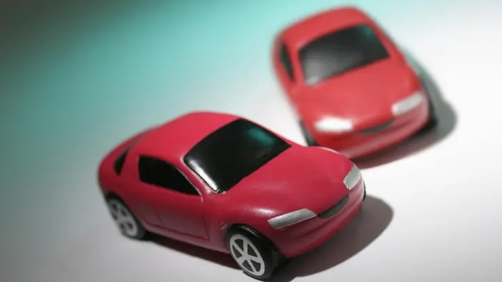 Девятиклассник чуть не устроил теракт в лицее. У плачущего парня в рюкзаке оказались коктейли Молотова и детские игрушки