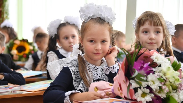 Десять школ Екатеринбурга попали в топ-100 лучших учебных заведений России