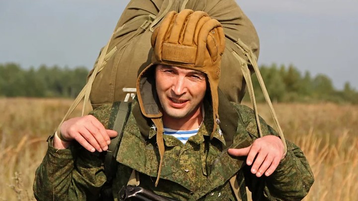 В сети появились первые кадры обмена пленными между Россией и Украиной
