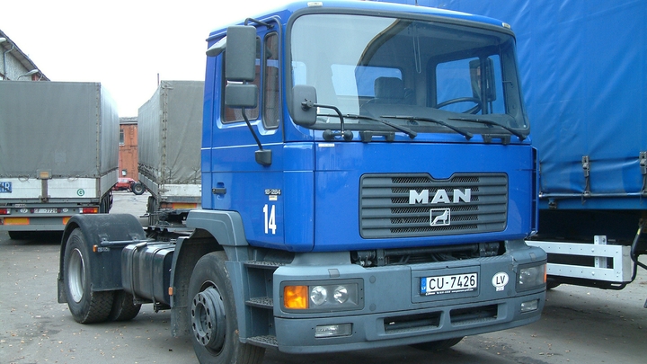 Движение грузовиков по трассе от Горячего Ключа до Джубги ограничили до 15 сентября