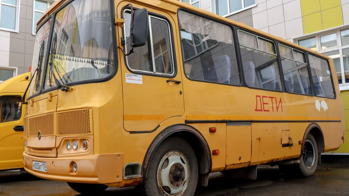 Боевики ВСУ атаковали автобус с детьми в Запорожье