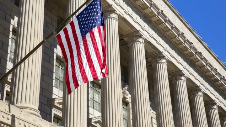 Минюст США одобрил покупку Warner Bros. Discovery компанией Paramount Skydance
