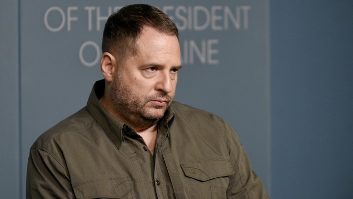 Украина на грани поражения: Глава офиса Зеленского признался