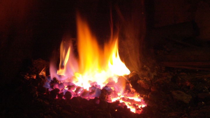 Смертельные ловушки Полигона: Что известно о пожаре к этому часу