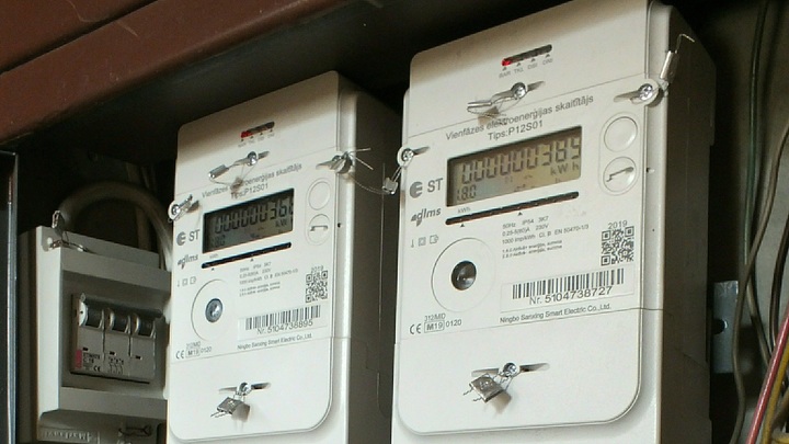 Умные счётчики не нужны: Очередной обман ЖКХ раскрыл эксперт