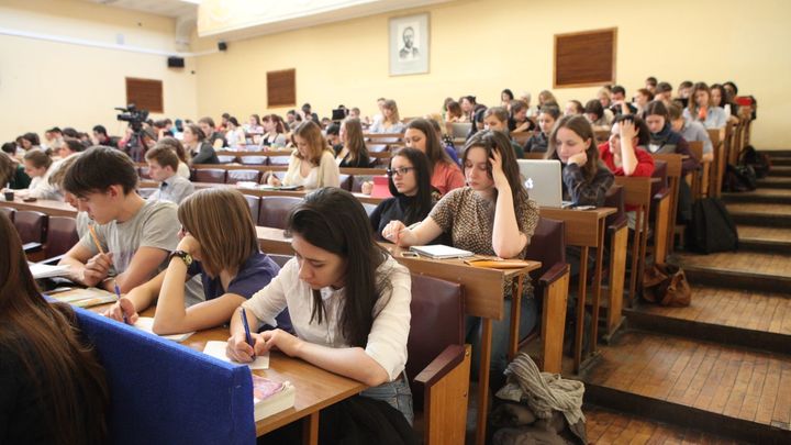 Прямая линия по поступлению в вузы пройдет для жителей Подмосковья