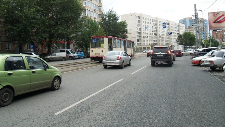 Ростовчан просят пересесть с личных автомобилей на общественный транспорт