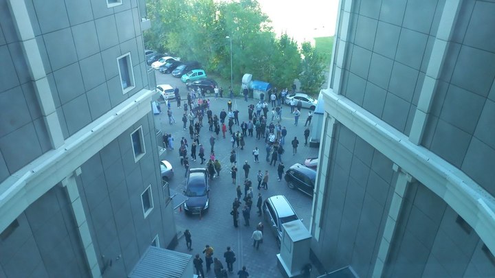 В бизнес-центре Колизей в Ростове эвакуировали людей после пожарной тревоги: Что известно