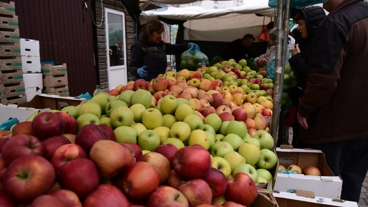 В Краснодаре в эту субботу возобновят работу ещё две ярмарки выходного дня