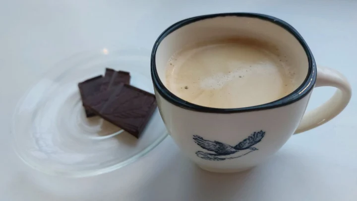 Кофе вместо токсичных химикатов: ученые предложили новое решение давней проблемы