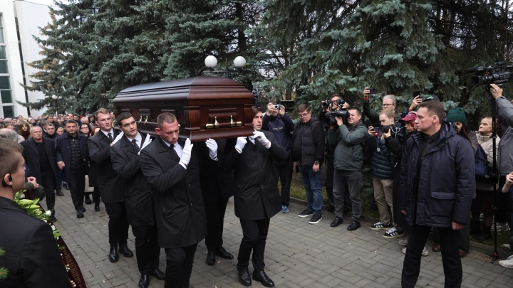 Как проходят похороны Юрия Николаева, кто из звёзд пришел, фото