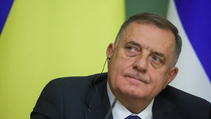 Додик попросил Лаврова о содействии в закрытии аппарата высокого представителя в БиГ