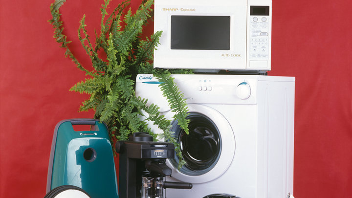 Спрос на подержанную мебель и технику в июне вырос на треть