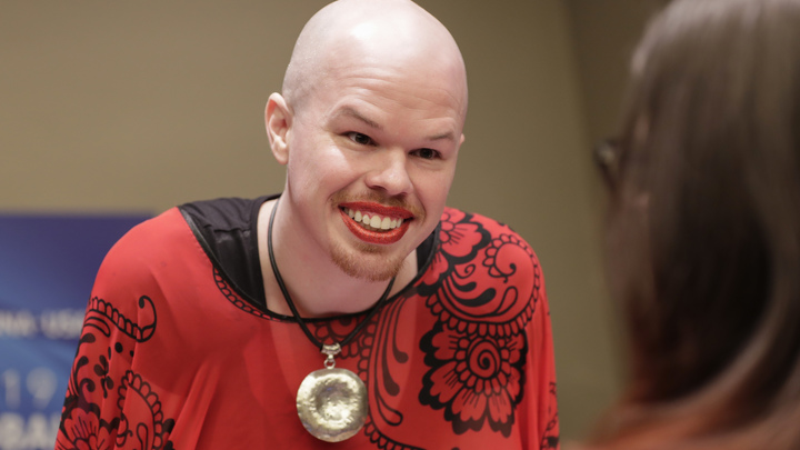 Чиновник-извращенец из Белого дома позорно вылетел с работы из-за двух чемоданов