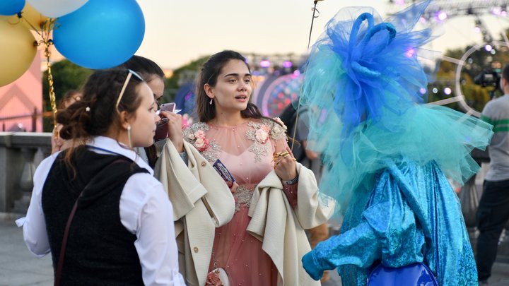 Стало известно, сколько будет стоить выпускной в Краснодаре в 2022 году