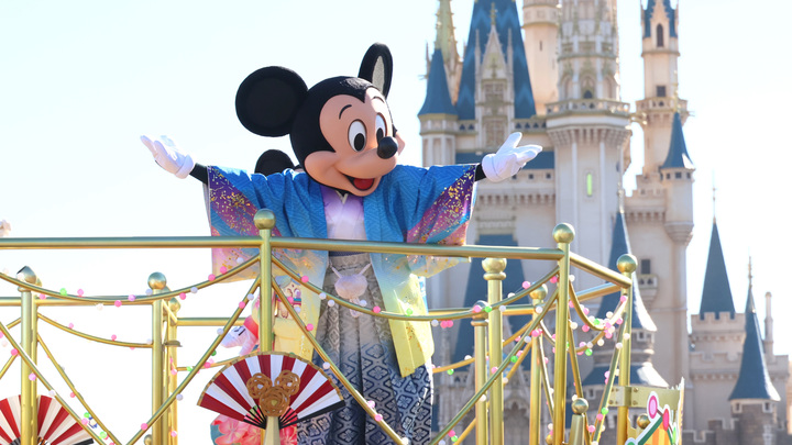 Disney угодил в новый скандал: Тысячи работников выгонят на улицу ради наживы