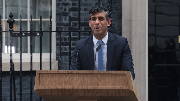 Британия ждёт нового премьера. Партия Сунака близка к катастрофе