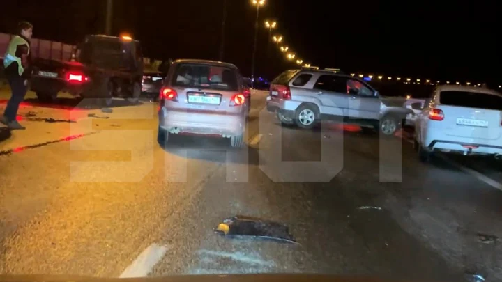 Массовое ДТП с 22 автомобилями произошло под Санкт-Петербургом