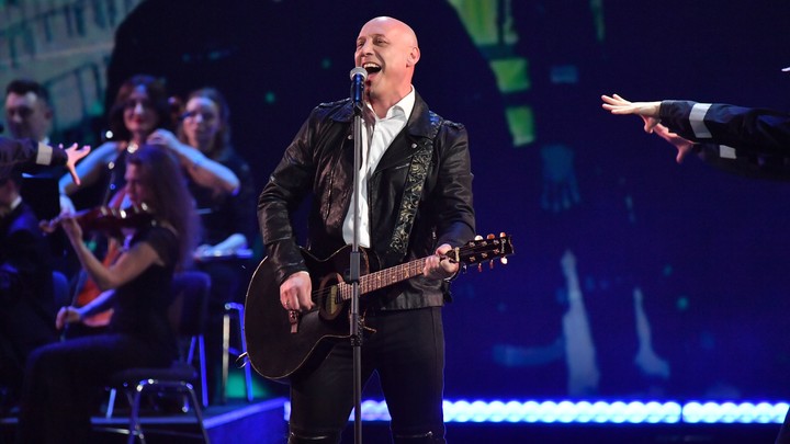 Денис Майданов мог умереть из-за обычного лекарства: почему артиста забрали на скорой с репетиции